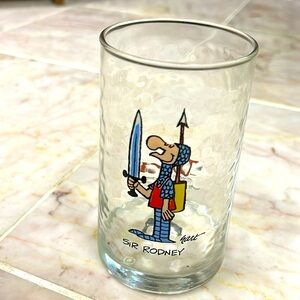 RARE Vintage Arby’s Wizard of ID Collector’s Series Glass, Sir Rodney (1983)